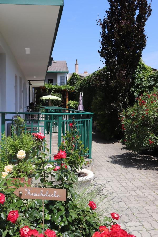Pension Daniela Steiner Podersdorf am See Bagian luar foto